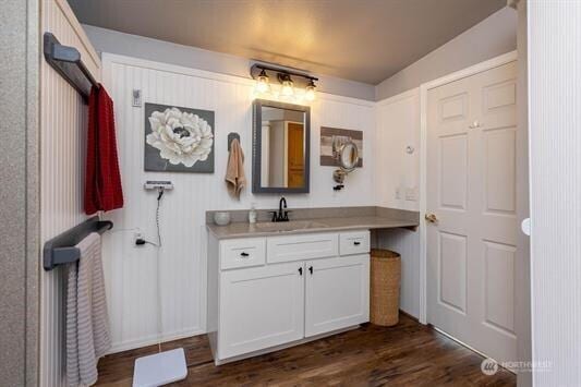 30350 Deer Meadows Rd E, Deer Meadows, WA 99122 - bathroom with vanity and wood finished floors