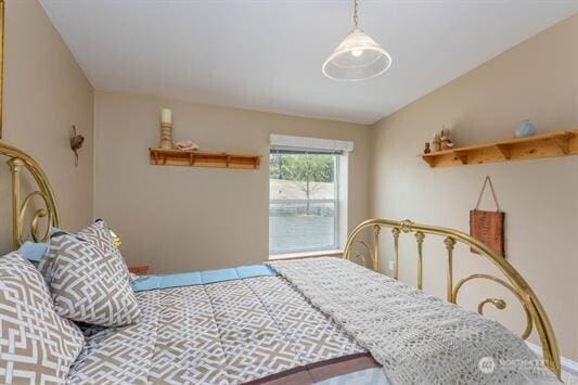 30350 Deer Meadows Rd E, Deer Meadows, WA 99122 - view of bedroom