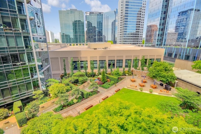 10700 NE 4th St Unit 1006, Bellevue, WA 98004 - exterior space with a skyline view