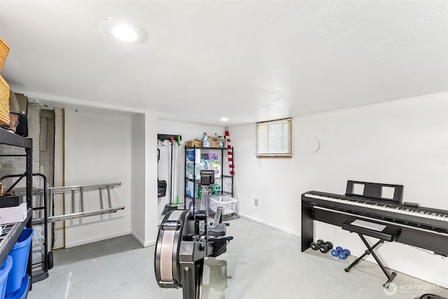 232 N Sunset Dr, Camano Island, WA 98282 - workout area with baseboards