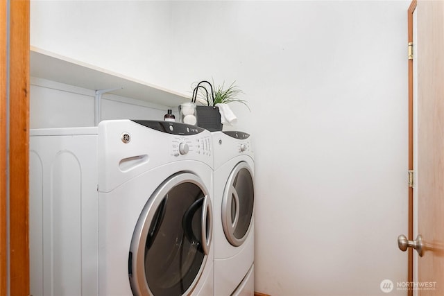 26 Inglewood Pl, Bellingham, WA 98229 - washroom with washing machine and clothes dryer