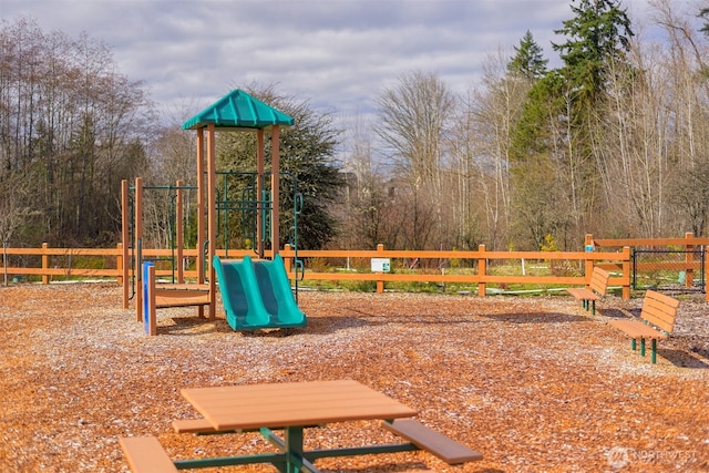 8507 13th Ave E, Tacoma, WA 98445 - view of community playground