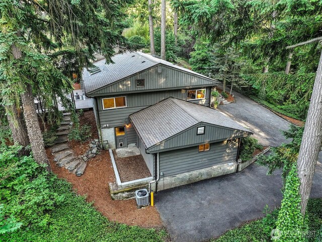 18527 Butternut Rd, Lynnwood, WA 98037 - rear view of house