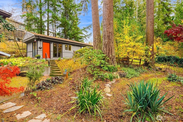 18527 Butternut Rd, Lynnwood, WA 98037 - view of front of house with stairs