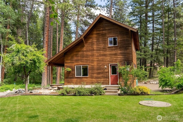 18 Deer Run Loop Rd, Winthrop, WA 98862 - back of house featuring a lawn