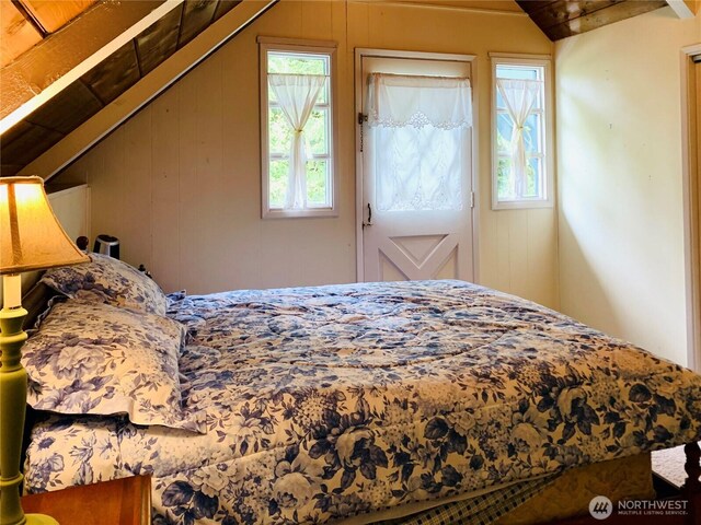 419 Draconis Ave SE, Ocean Shores, WA 98569 - bedroom with vaulted ceiling