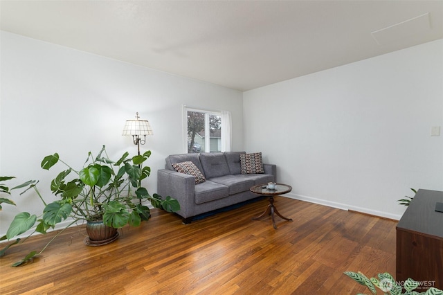 1601 E Maryland St, Bellingham, WA 98226 - living area featuring wood finished floors and baseboards