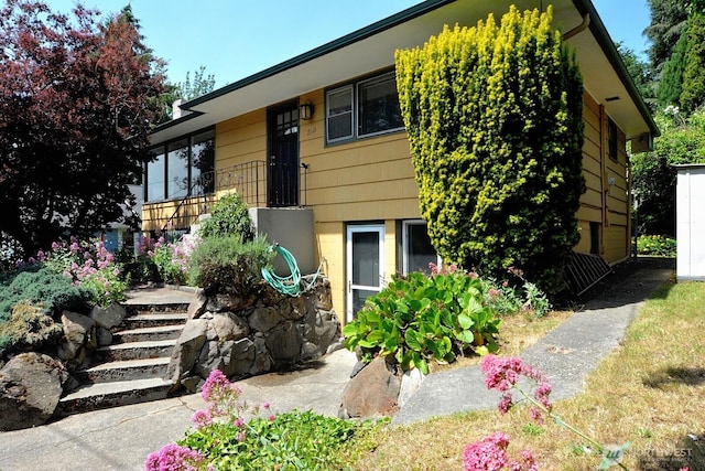 2116 N 86th St, Seattle, WA 98103 - view of front of home