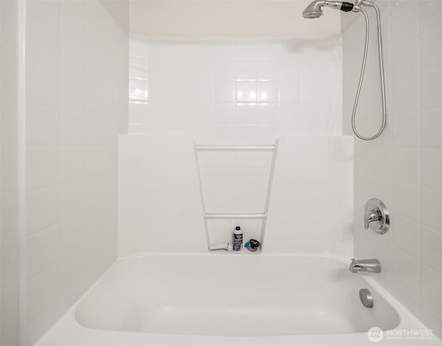 18526 36th Ave W Unit C, Lynnwood, WA 98037 - full bath with bathtub / shower combination