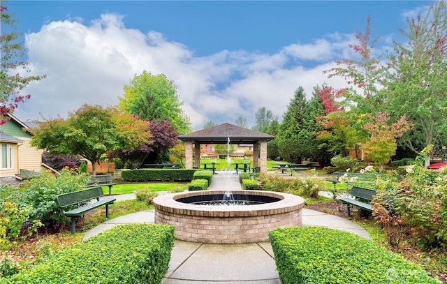 18526 36th Ave W Unit C, Lynnwood, WA 98037 - view of property's community featuring a gazebo