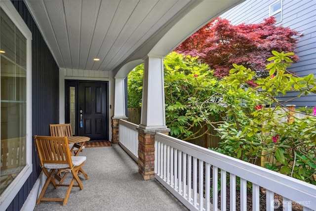 27309 SE 10th Ct, Sammamish, WA 98075 - view of covered porch