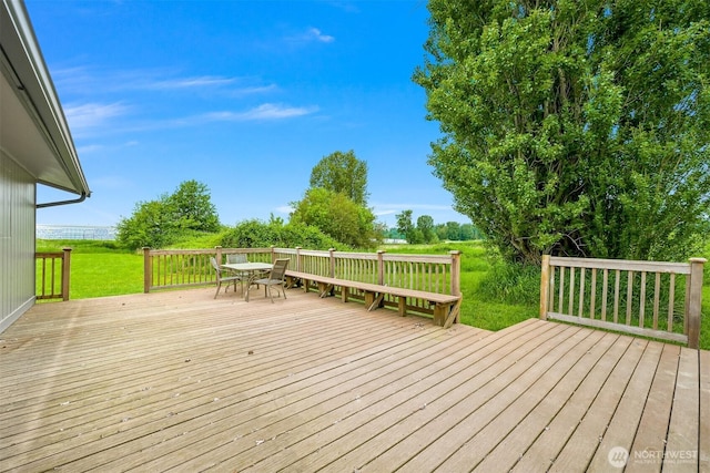 1005 Johnson St, Sumas, WA 98295 - wooden deck featuring outdoor dining area