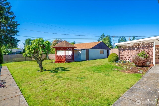 2815 NE Wyoming St, Bremerton, WA 98310 - view of yard with a gazebo