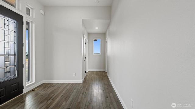 6988 Stonecrest Rd NE, Moses Lake, WA 98837 - foyer with dark wood-style floors, baseboards, and recessed lighting