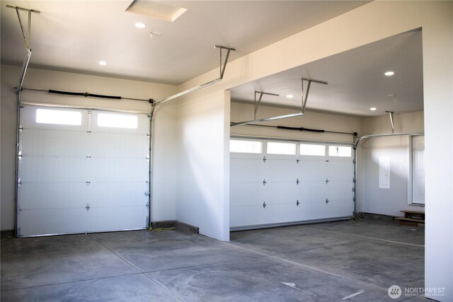 6988 Stonecrest Rd NE, Moses Lake, WA 98837 - garage with recessed lighting