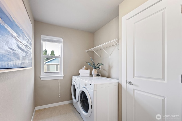 938 SW 97th St, Seattle, WA 98106 - laundry room featuring independent washer and dryer and baseboards