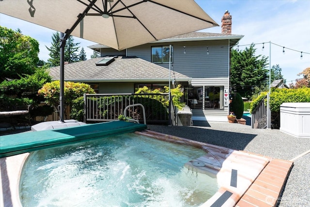 16605 71st Pl W, Lynnwood, WA 98037 - view of swimming pool