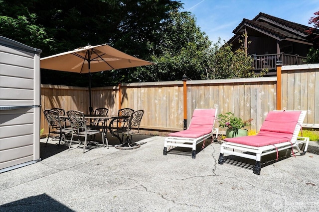 16605 71st Pl W, Lynnwood, WA 98037 - view of patio / terrace with outdoor dining area