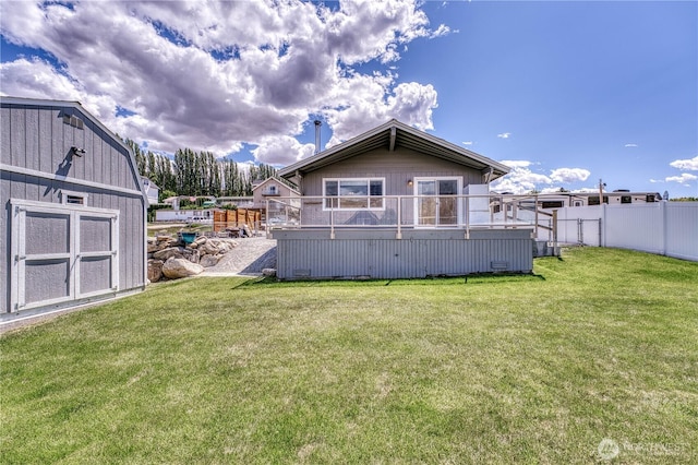 421 Lakeview Dr, Orondo, WA 98843 - view of back of property