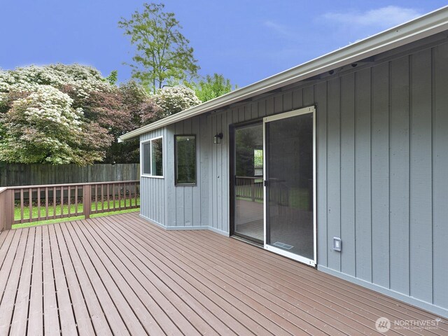 25705 117th Pl SE, Kent, WA 98030 - view of wooden deck