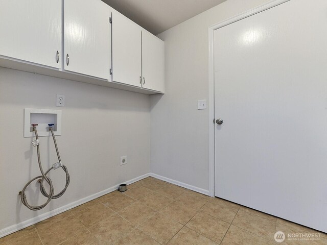 25705 117th Pl SE, Kent, WA 98030 - laundry area with cabinet space, hookup for a washing machine, and baseboards