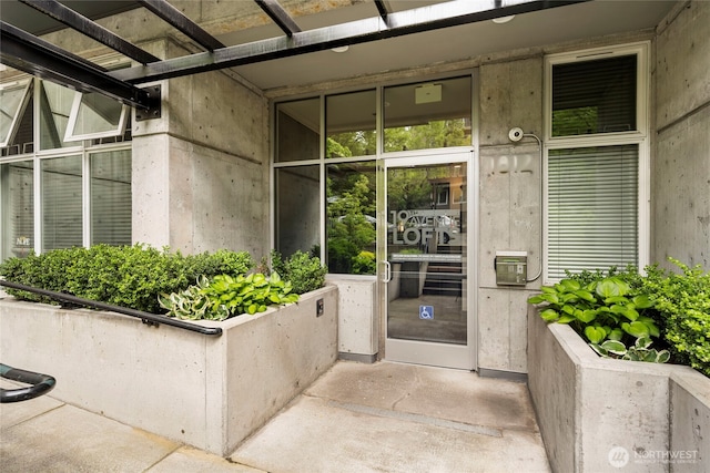 1812 19th Ave Unit 205, Seattle, WA 98122 - view of exterior entry
