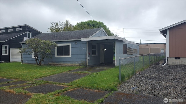 2210 Aberdeen Ave, Hoquiam, WA 98550 - view of front of home with a shingled roof