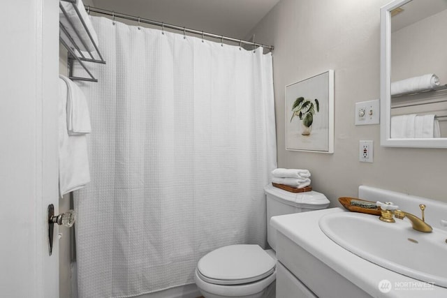 6050 36th Ave SW, Seattle, WA 98126 - full bath featuring vanity and toilet
