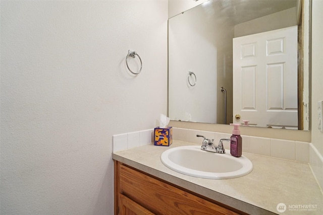 2419 S Meridian Unit B8, Puyallup, WA 98373 - bathroom featuring vanity