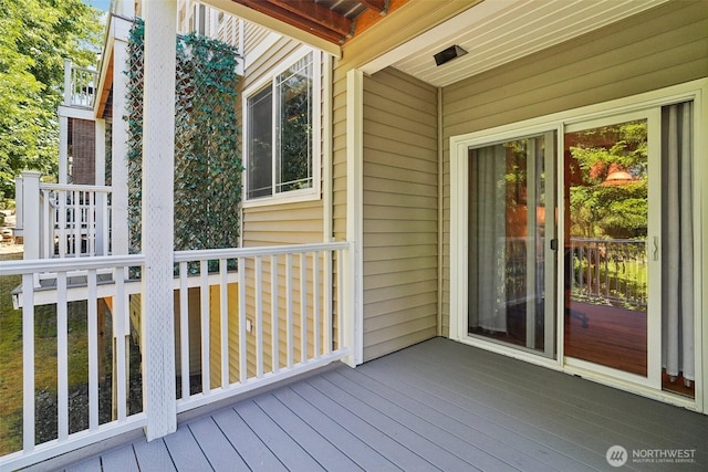 2419 S Meridian Unit B8, Puyallup, WA 98373 - view of wooden terrace