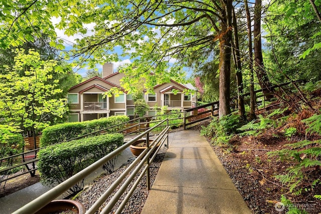 700 Front St S Unit D106, Issaquah, WA 98027 - view of front of house featuring a chimney