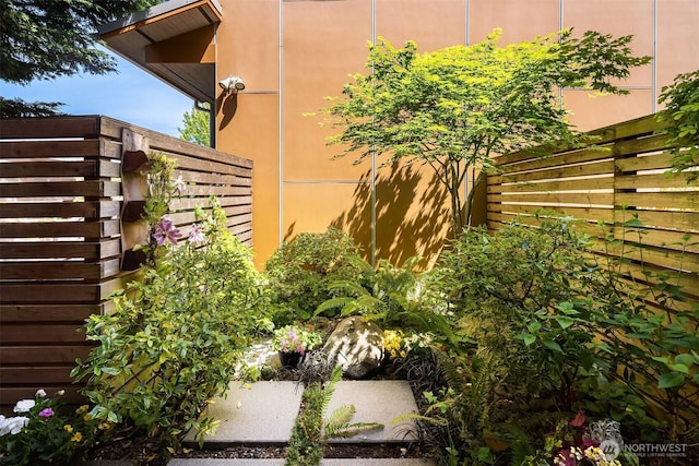 1833 27th Ave, Seattle, WA 98122 - view of yard