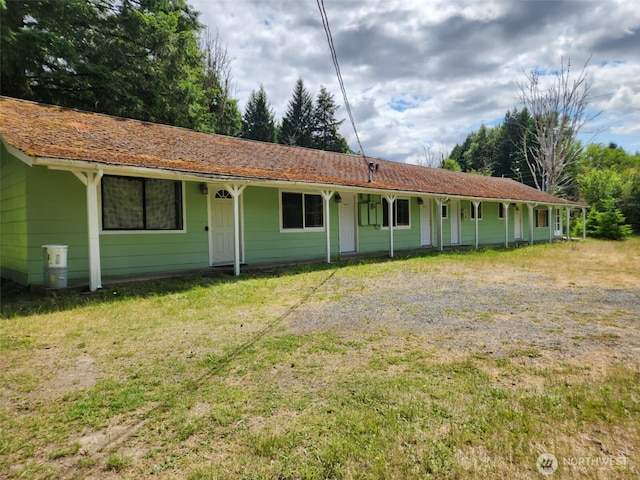 12597 US Highway 12, Randle, WA 98377 - ranch-style home featuring a porch and a front yard