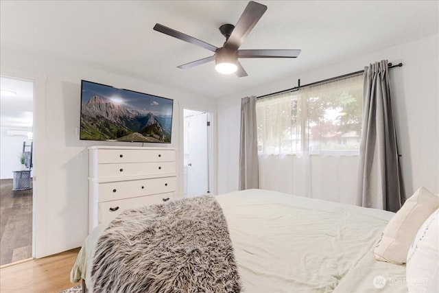 8315 NW 7th Ave, Vancouver, WA 98665 - bedroom featuring light wood-style floors and a ceiling fan