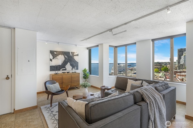 98 Union St Unit 1210, Seattle, WA 98101 - photo 2