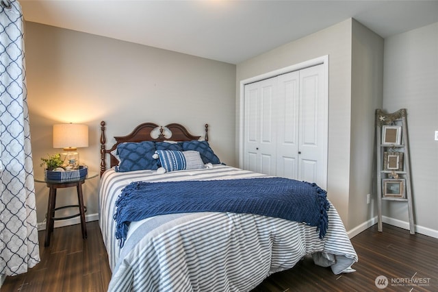 184 S Razor Clam Dr SW, Ocean Shores, WA 98569 - bedroom with wood finished floors, baseboards, and a closet