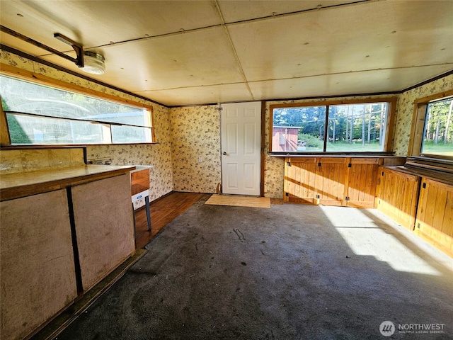 8927 178th Ave SW, Rochester, WA 98579 - interior space with carpet and wallpapered walls
