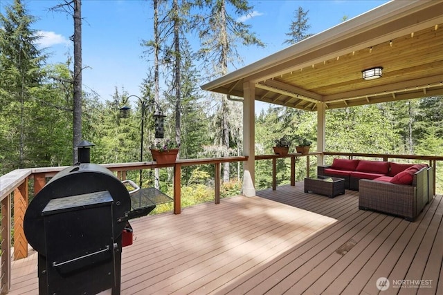 190 E Country Club Dr W, Union, WA 98592 - wooden deck with an outdoor hangout area