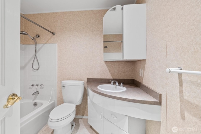 1933 Dayton Dr SE, Renton, WA 98055 - full bath featuring shower / washtub combination, vanity, and toilet