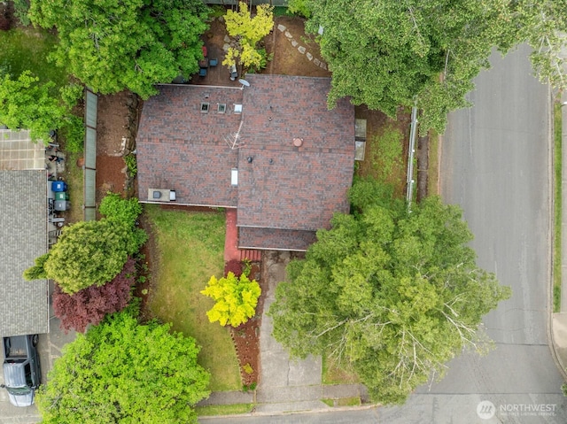 1933 Dayton Dr SE, Renton, WA 98055 - aerial view of property and surrounding area
