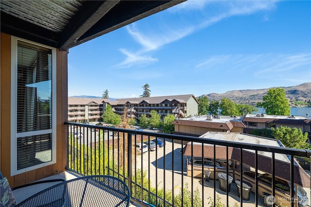 2220 W Woodin Ave Unit 210, Chelan, WA 98816 - balcony featuring a mountain view