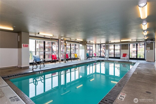 2220 W Woodin Ave Unit 210, Chelan, WA 98816 - view of indoor pool