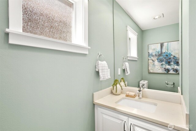 2643A NW 59th St, Seattle, WA 98107 - bathroom with vanity