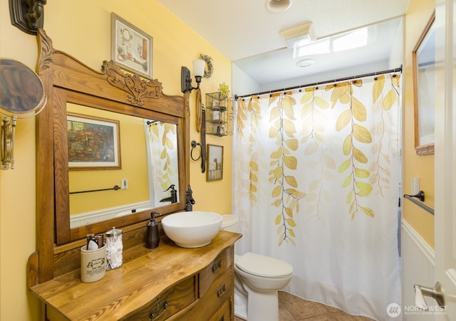 290 E Budd Dr, Shelton, WA 98584 - bathroom with vanity, toilet, tile patterned flooring, and a shower with curtain