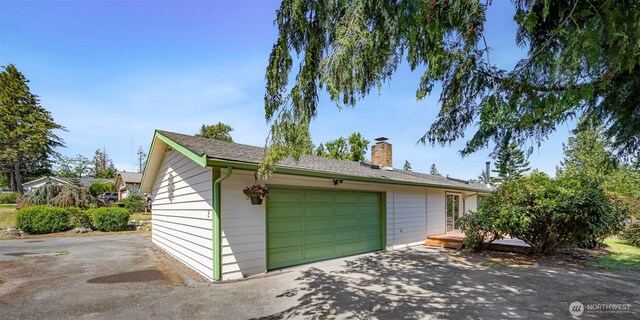2 Quinault Way, La Conner, WA 98257 - garage with asphalt driveway