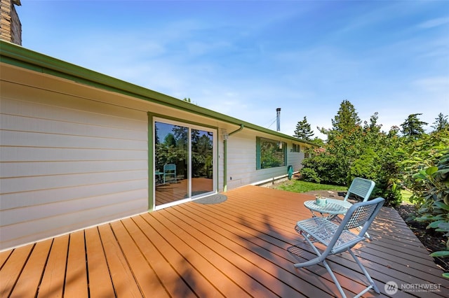 2 Quinault Way, La Conner, WA 98257 - view of wooden deck