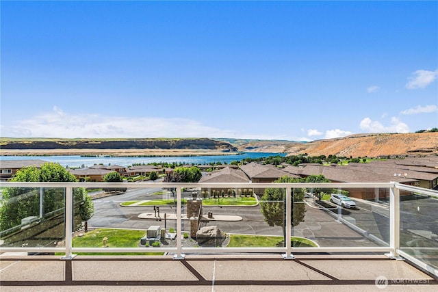 9159 Riverview Way NW Unit D39, Quincy, WA 98848 - balcony featuring a water view