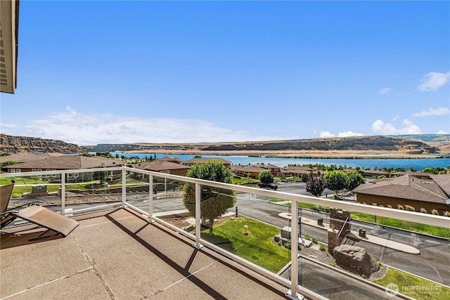 9159 Riverview Way NW Unit D39, Quincy, WA 98848 - balcony featuring a water view