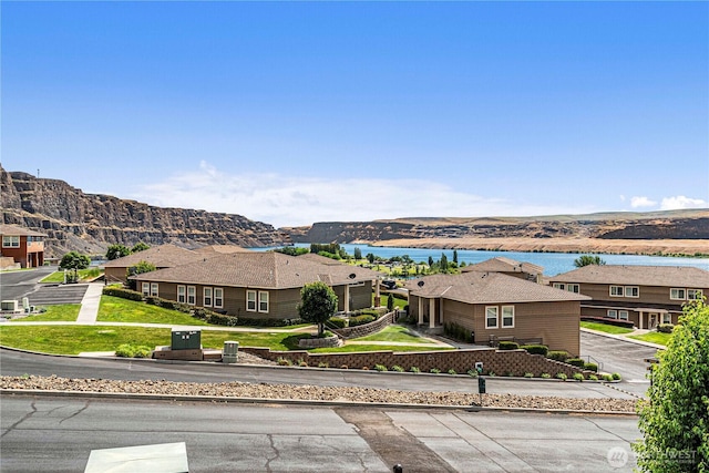 9159 Riverview Way NW Unit D39, Quincy, WA 98848 - bird's eye view of a water and mountain view