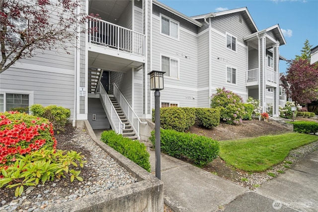 15150 140th Way SE Unit T304, Renton, WA 98058 - view of building exterior with stairs